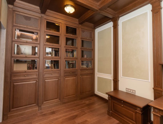 Книжный шкаф Юстиниан