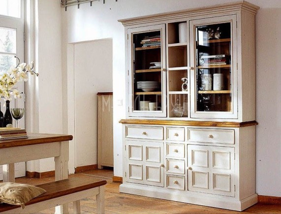 Сервант Амаралис