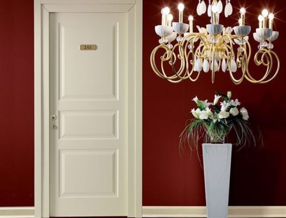 Дверь Салдана