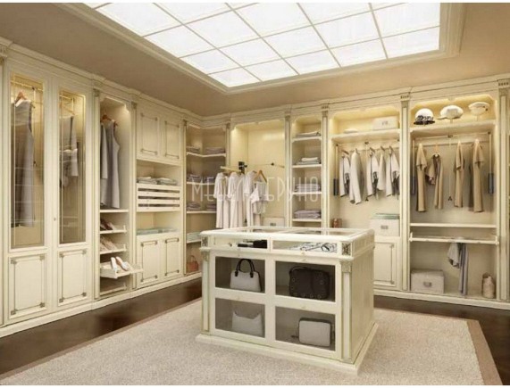 Гардеробная Холли