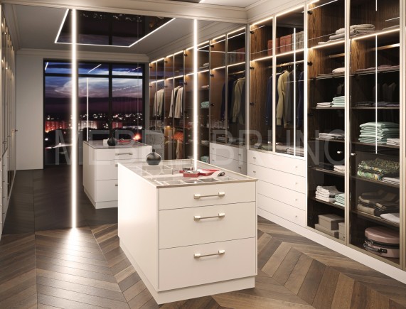 Гардеробная Зурмут