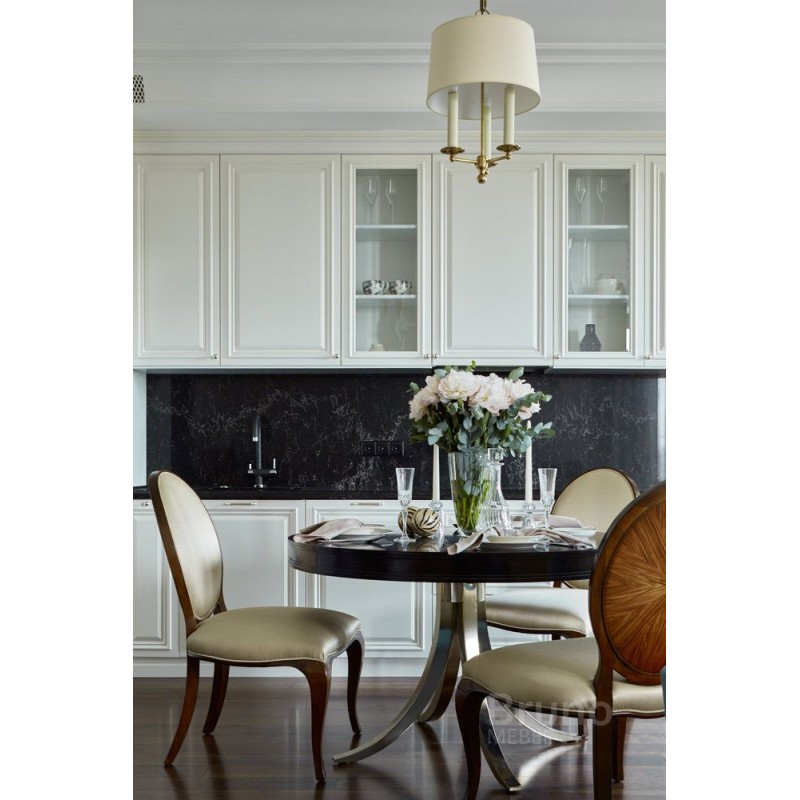 Кухня Ленни