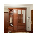 Прихожая Сюжет