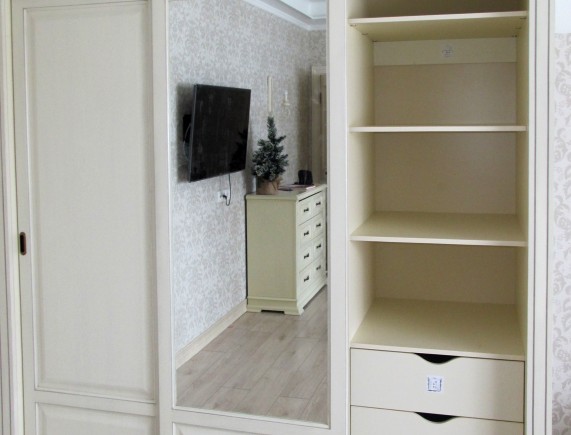 Шкаф-купе Леонардо