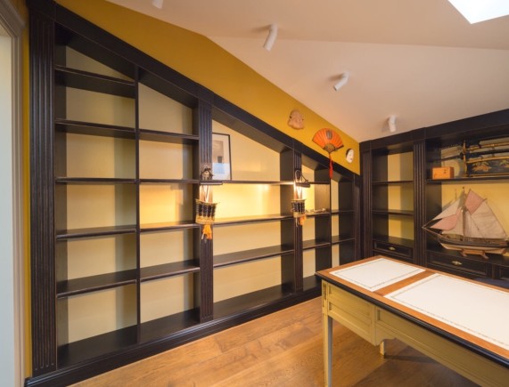 Стеллаж для книг Герти