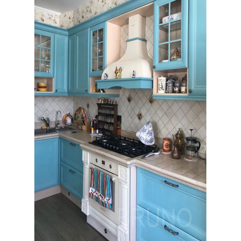 Частный проект мебели на заказ  “Яркий кантри"