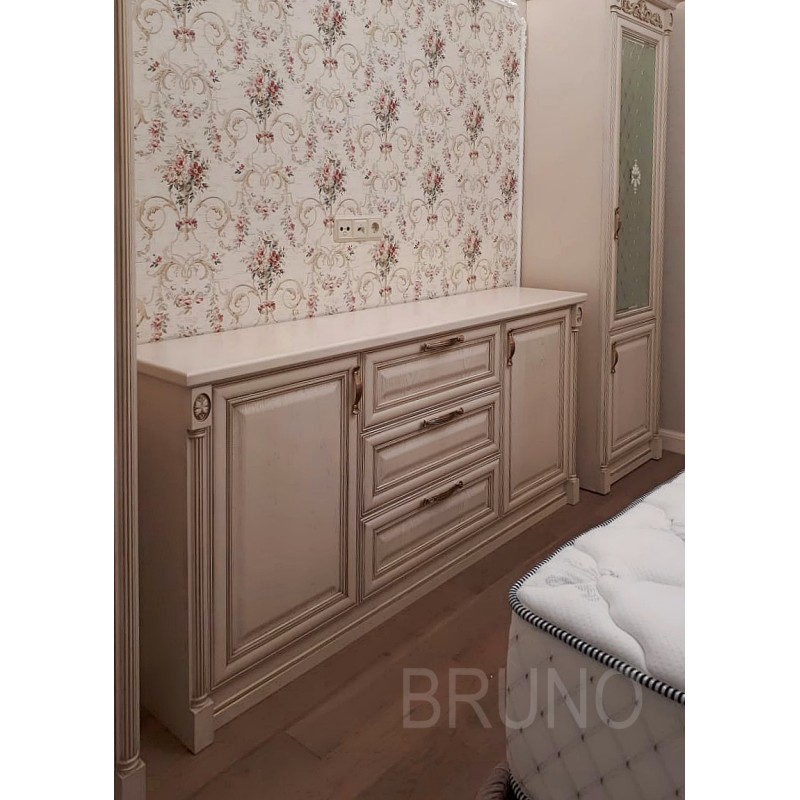 Частный проект мебели на заказ  “Классическая спальня"